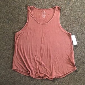 AE FAVORITE Tank Top NWT